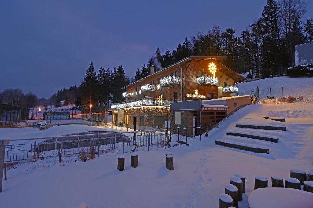 Hotel Jirinka